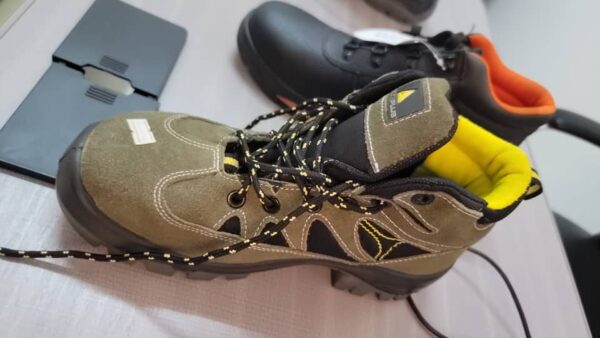 safety boots
